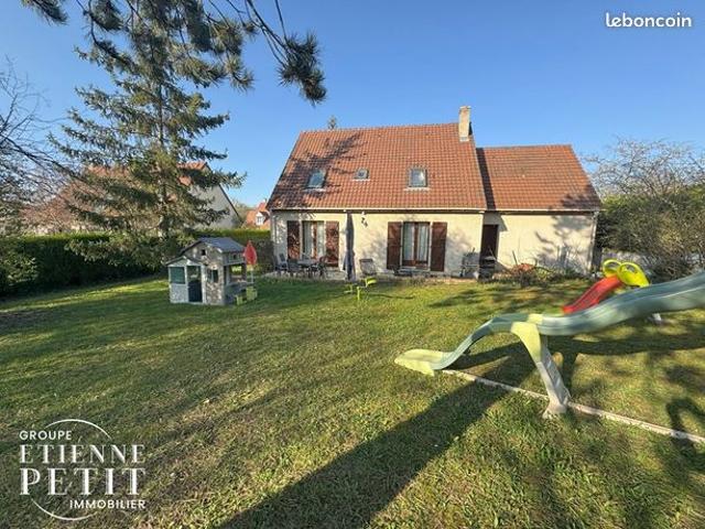 Maison 6 pièces 140 m²