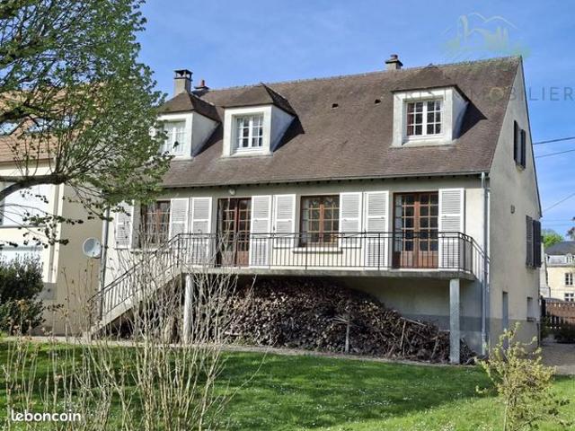 Maison 6 pièces 140 m²