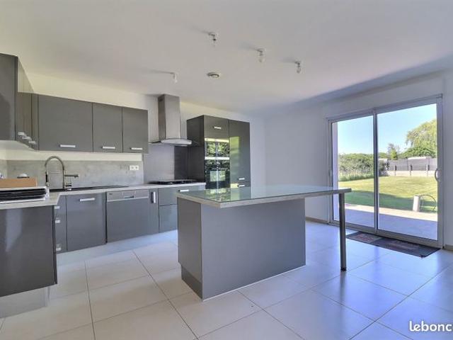 Maison 6 pièces 140 m²