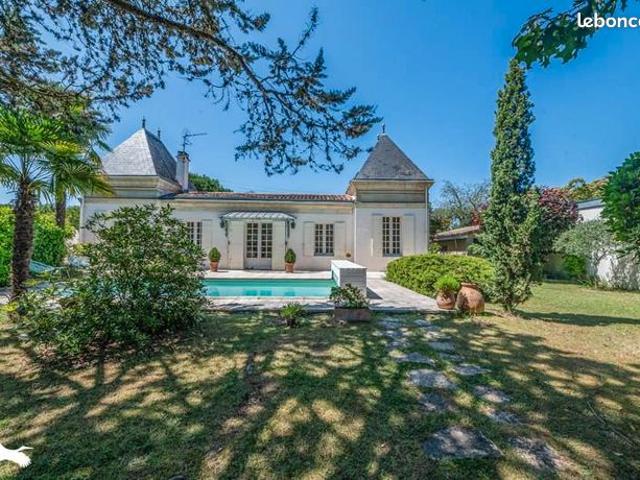 Maison 6 pièces 140 m²