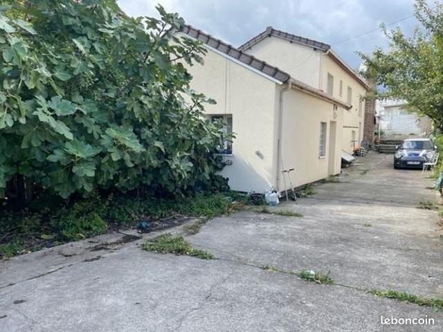 Maison 6 pièces 140 m²
