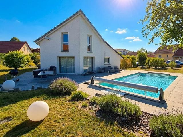 Maison 6 pièces 140 m²