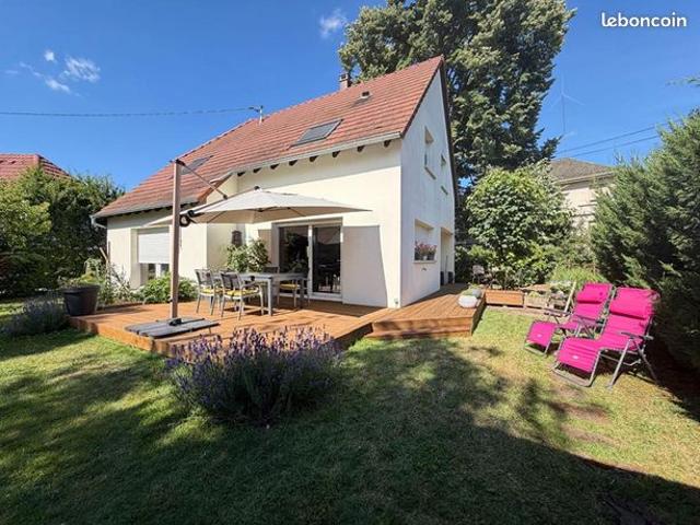Maison 6 pièces 140 m²
