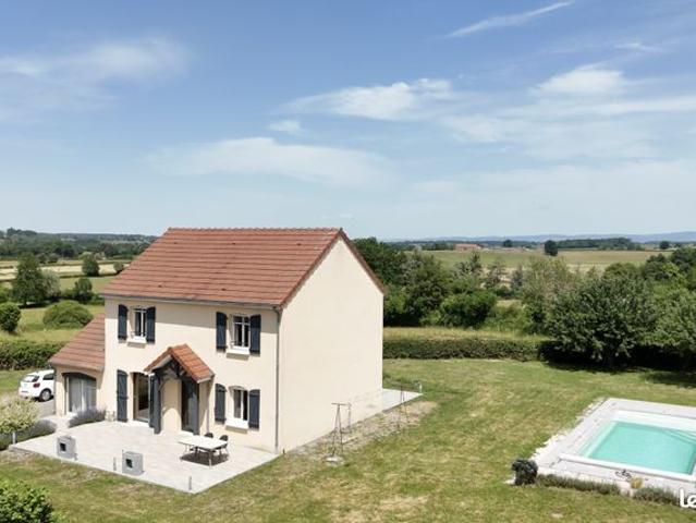 Maison 6 pièces 140 m²