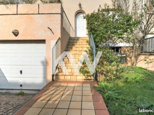 Maison 6 pièces 140 m²