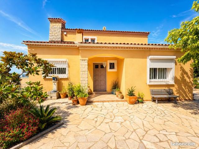 Maison 6 pièces 138 m²