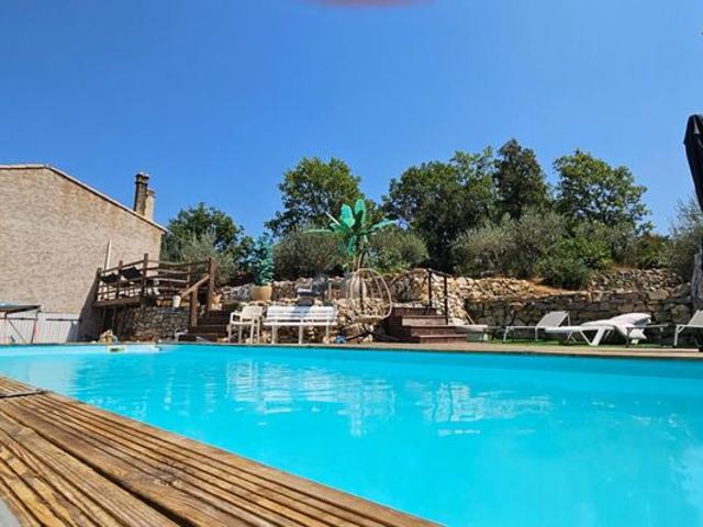 Maison 6 pièces 140 m²