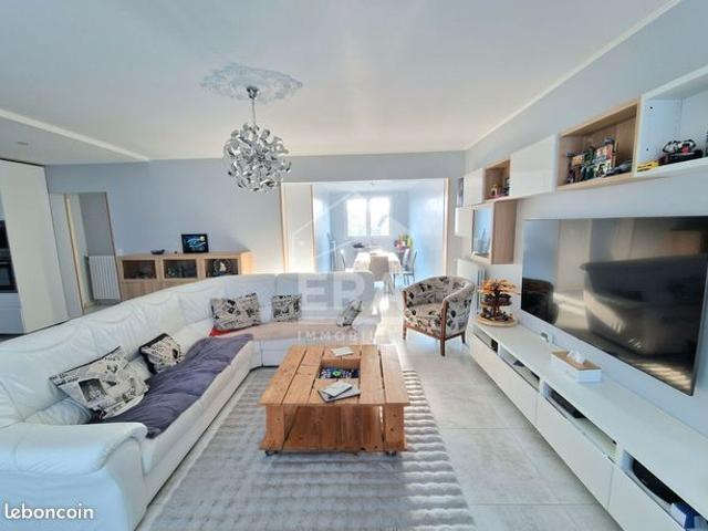 Maison 6 pièces 140 m²