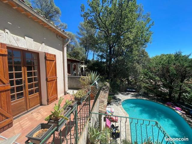 Maison 6 pièces 140 m²