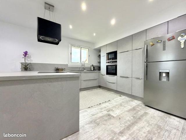 Maison 6 pièces 140 m²