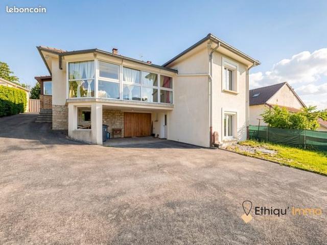 Maison 6 pièces 140 m²