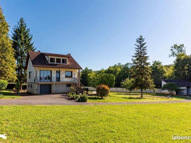 Maison 6 pièces 140 m²