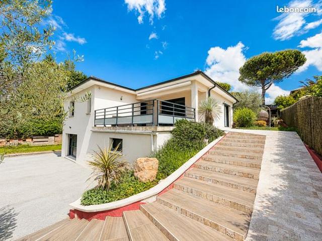 Maison 6 pièces 140 m²