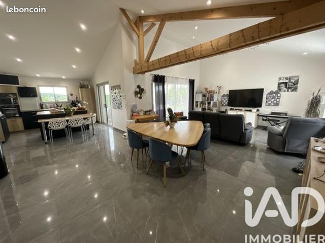 Maison 6 pièces 140 m²