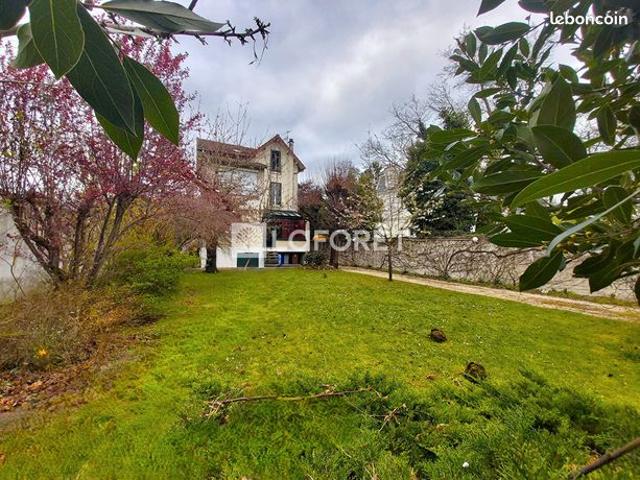 Maison 6 pièces 140 m²