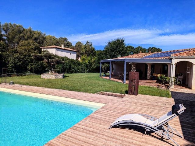 Maison 6 pièces 141 m²