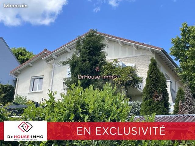 Maison 6 pièces 141 m²