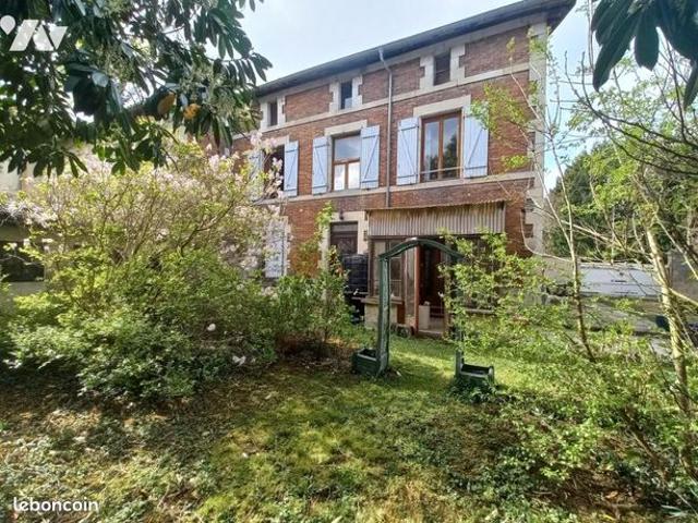 Maison 6 pièces 141 m²