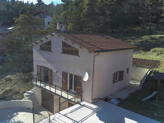 Maison 6 pièces 141 m²
