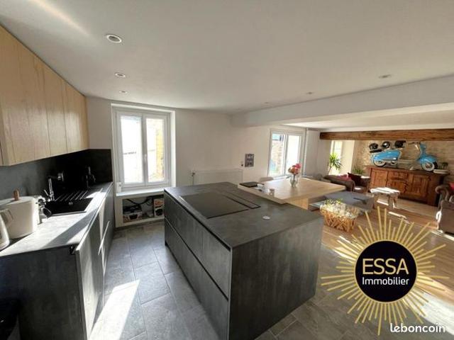 Maison 6 pièces 141 m²