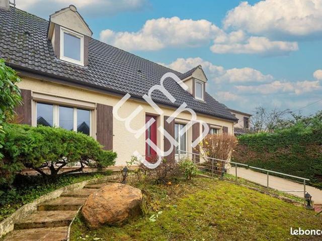 Maison 6 pièces 141 m²