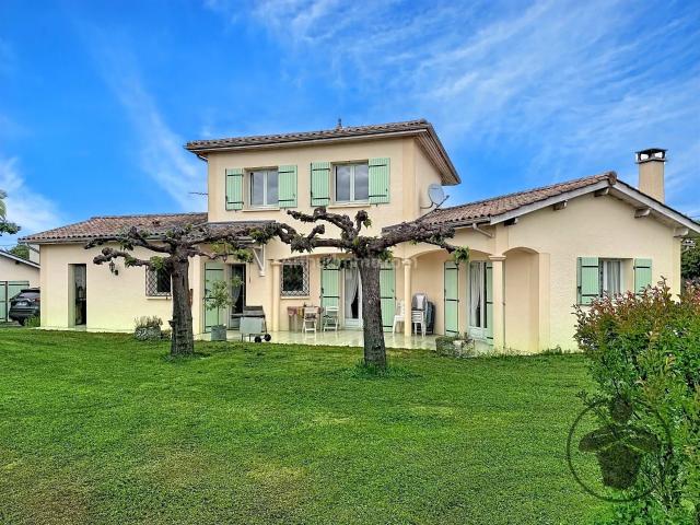 Maison 6 pièces 141 m²