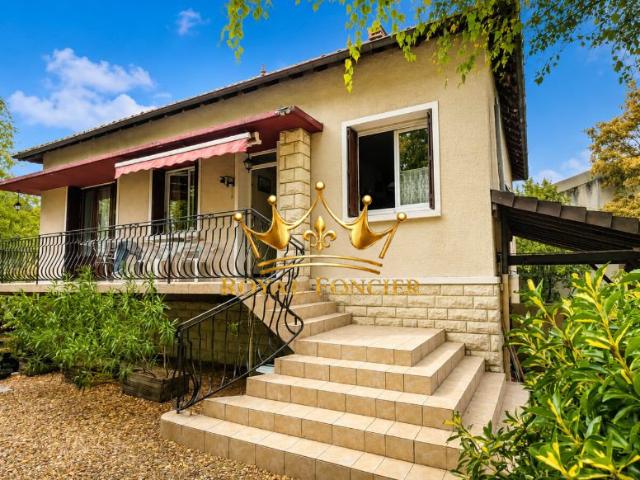 Maison 6 pièces 141 m²