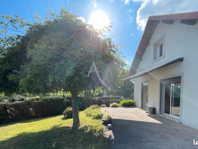 Maison 6 pièces 141 m²