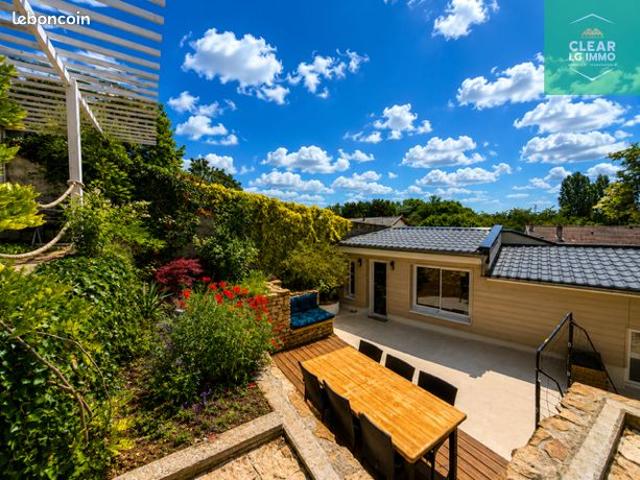 Maison 6 pièces 141 m²