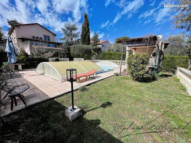 Maison 6 pièces 141 m²