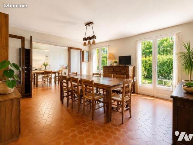 Maison 6 pièces 143 m²