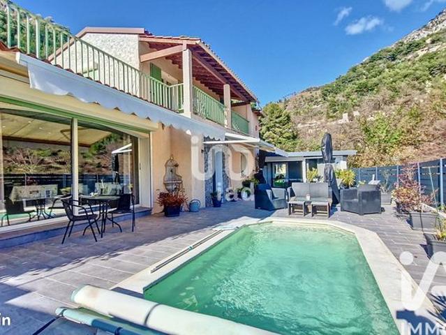 Maison 6 pièces 141 m²