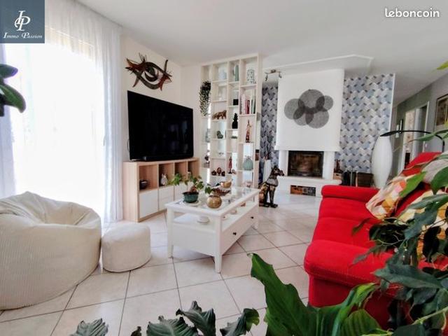 Maison 6 pièces 141 m²