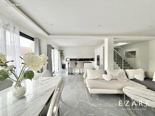 Maison 6 pièces 141 m²