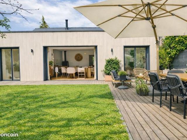 Maison 6 pièces 141 m²