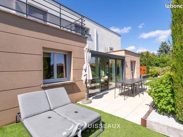 Maison 6 pièces 141 m²
