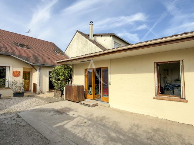 Maison 6 pièces 141 m²
