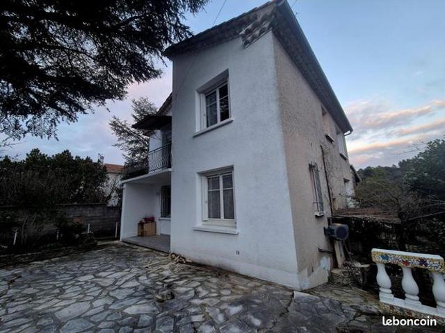 Maison 6 pièces 141 m²
