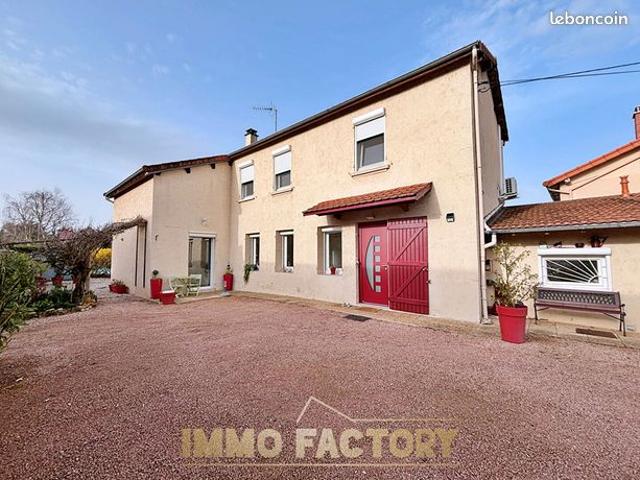 Maison 6 pièces 141 m²