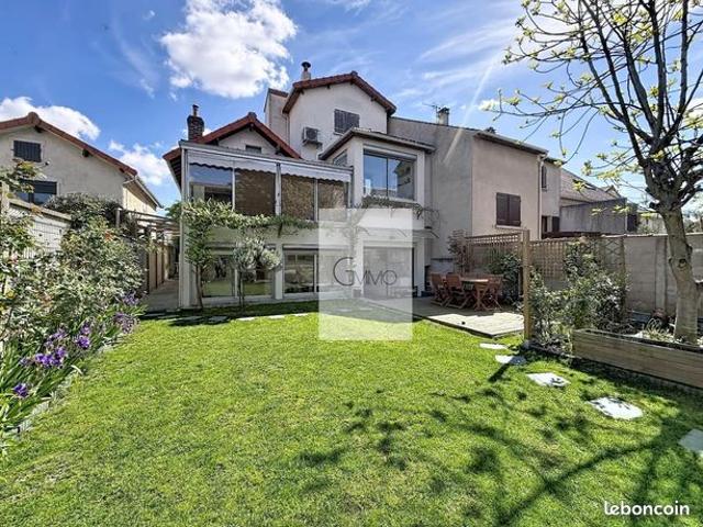 Maison 6 pièces 141 m²