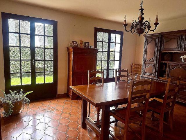Maison 6 pièces 141 m²