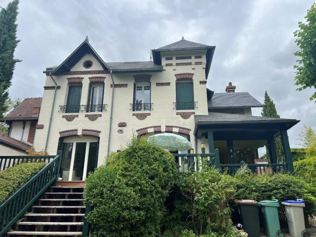 Maison 6 pièces 141 m²