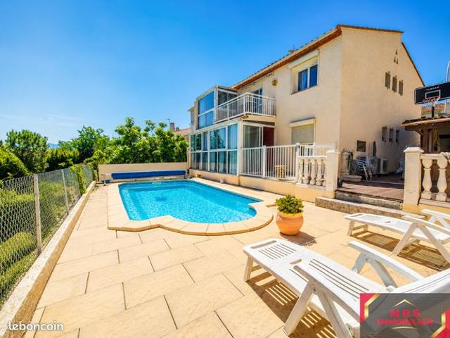 Maison 6 pièces 141 m²