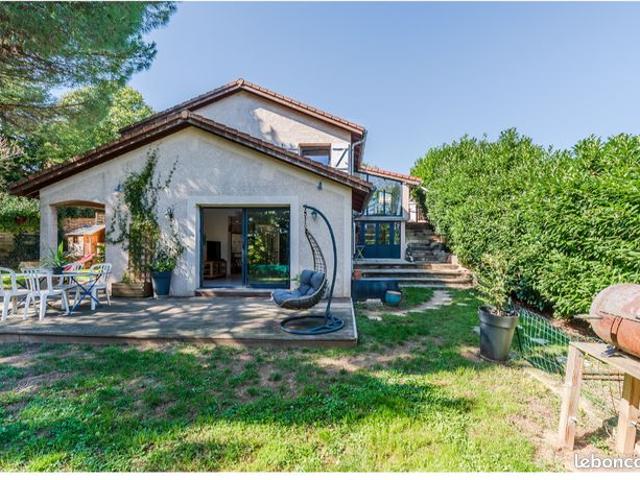 Maison 6 pièces 141 m²