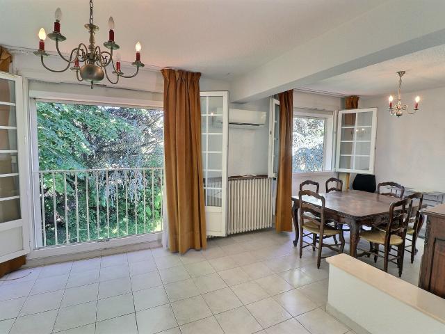 Maison 6 pièces 141 m²