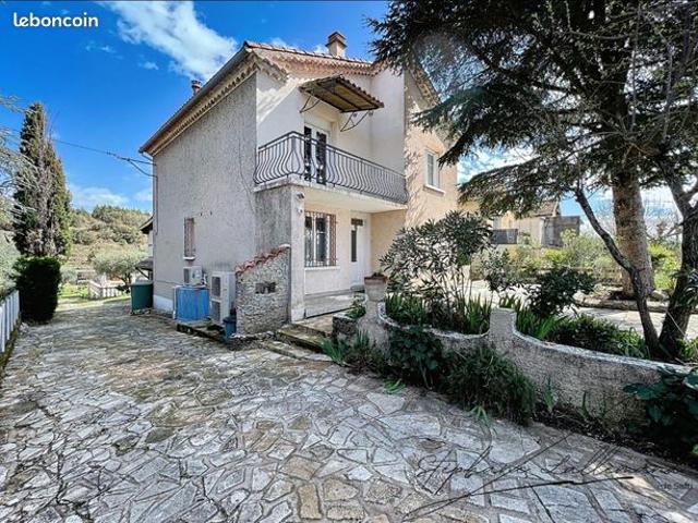 Maison 6 pièces 141 m²