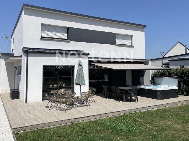 Maison 6 pièces 141 m²