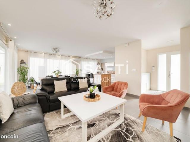 Maison 6 pièces 141 m²