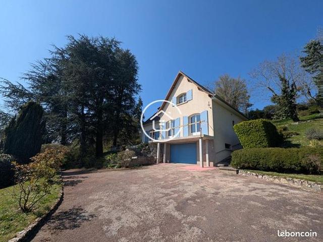 Maison 6 pièces 141 m²
