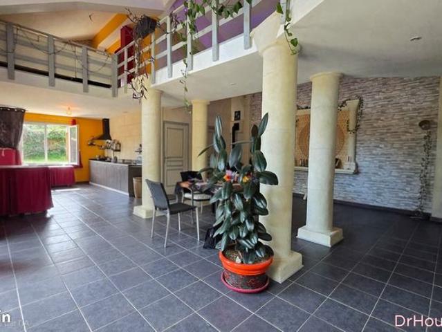 Maison 6 pièces 141 m²